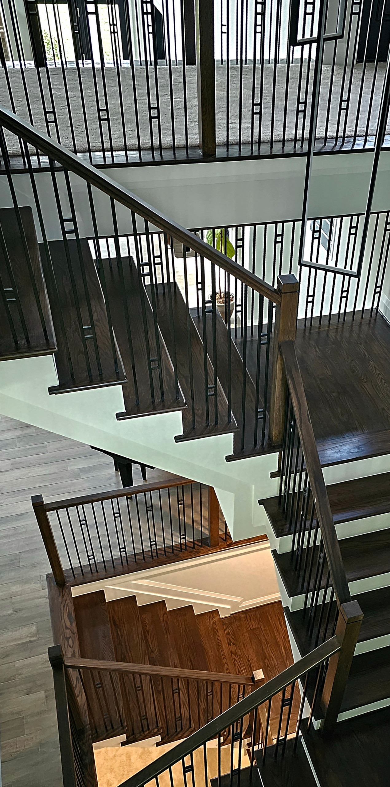 109_Impressive Floating Staircase in Countryside Retreat, Upper Marlboro, MD