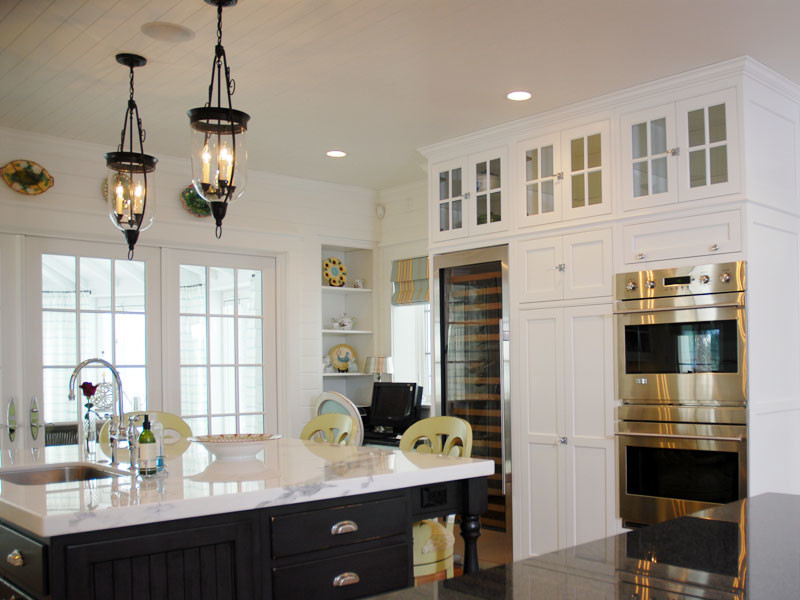 Kitchen - large rustic kitchen idea