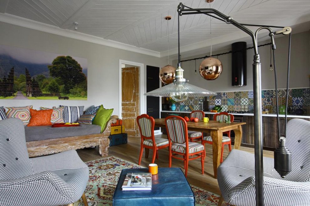 КВАРТИРА НА ЦВЕТНОМ БУЛЬВАРЕ С БАЛИЙСКИМИ МОТИВАМИ