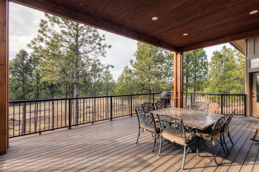 Deck - rustic deck idea in Seattle