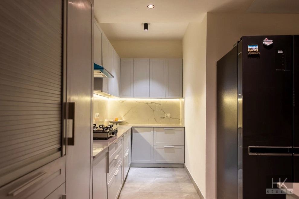 Design ideas for a contemporary kitchen in Delhi.