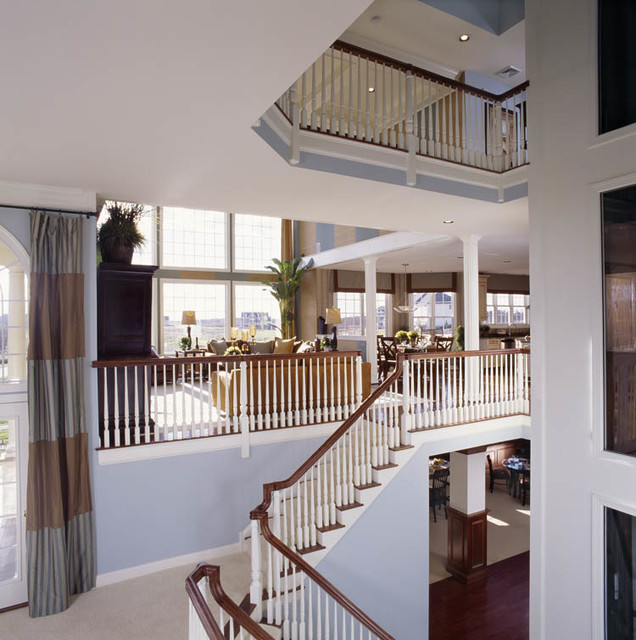 Multi-Level Stairs and Balcony - Traditional - Staircase 