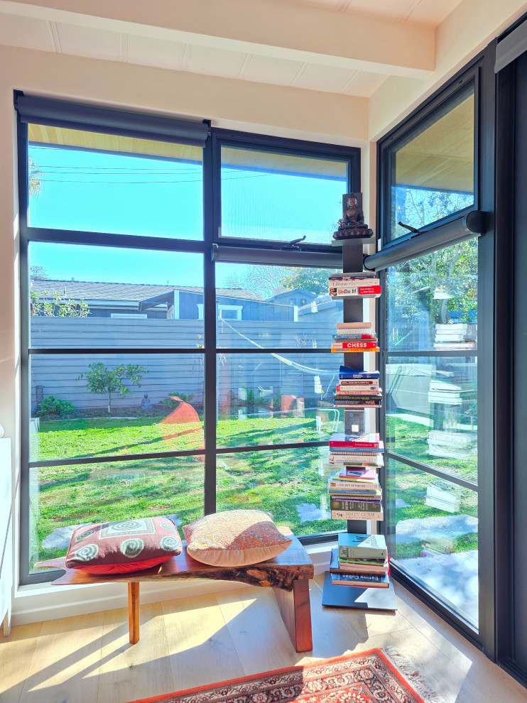 Mid-Century Modern House with Contemporary Art Collection