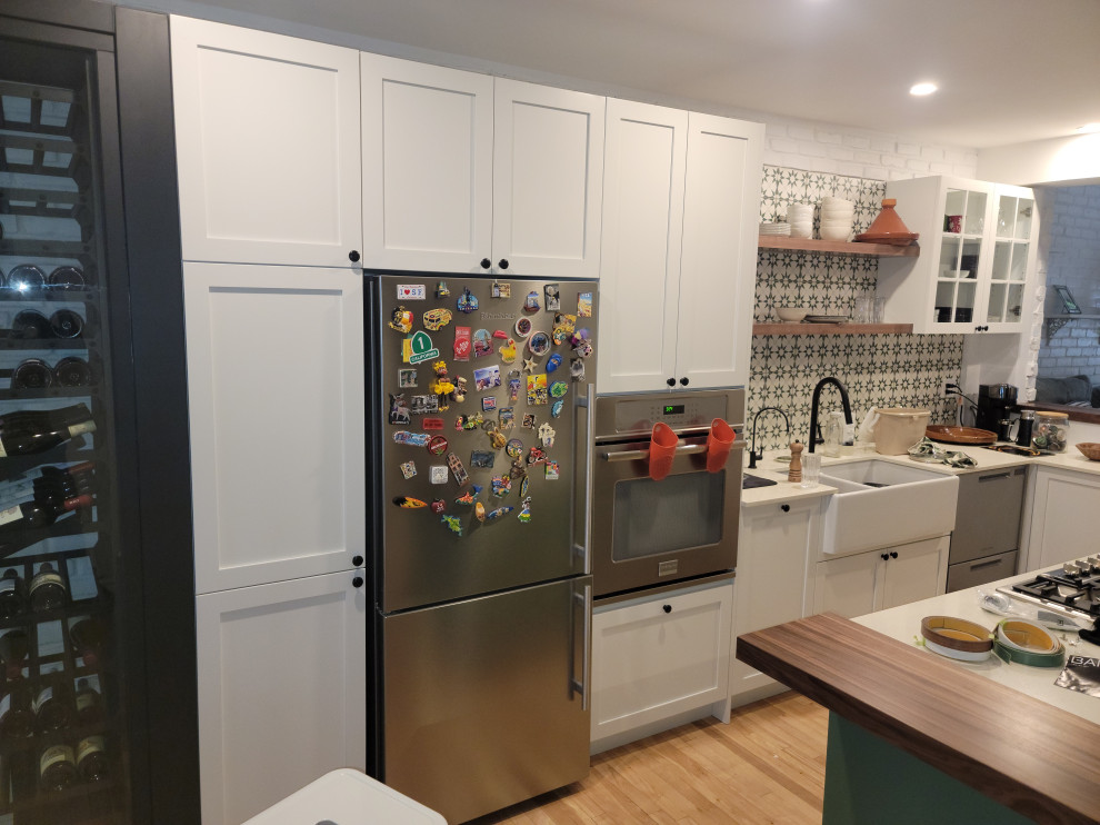 TWO TONE MODERN KITCHEN 1