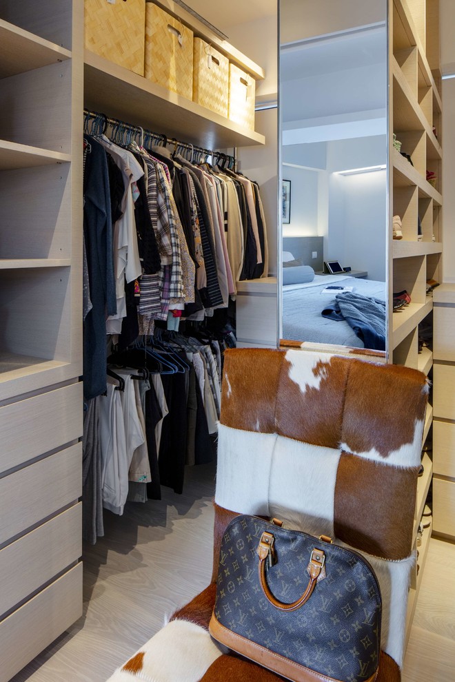 Design ideas for a scandinavian storage and wardrobe in Hong Kong.