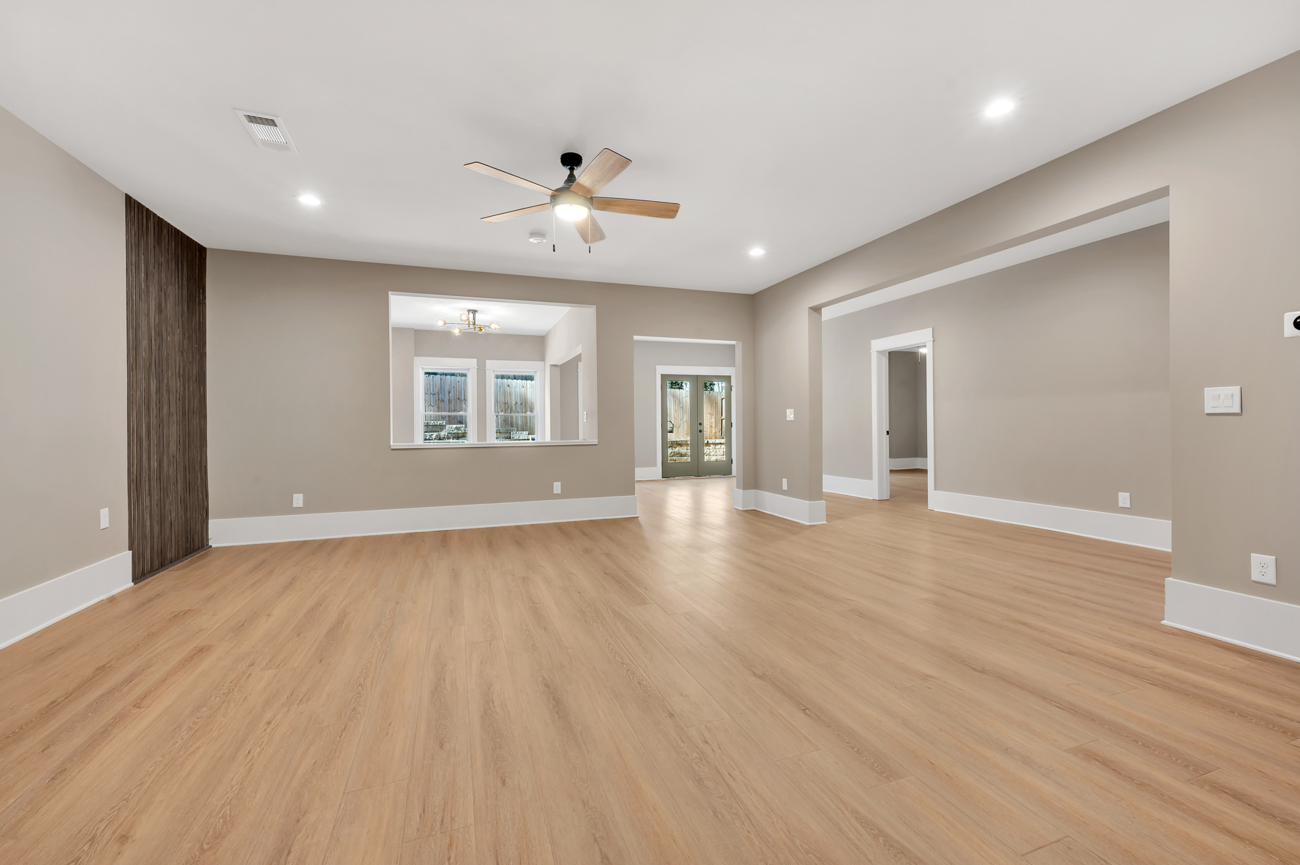 EAST COBB NEW 2300SF Basement