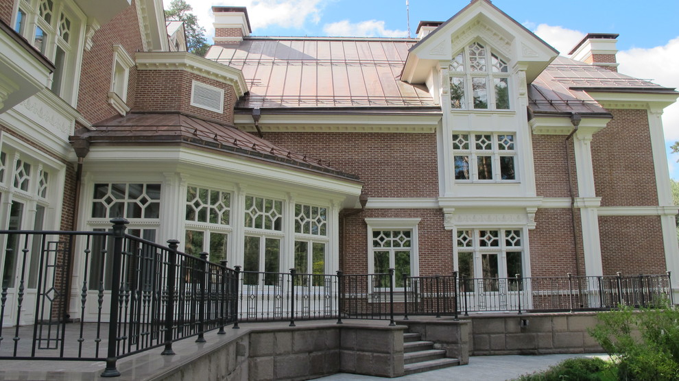 Окна из дуба для коттеджа  в Серебреном бору