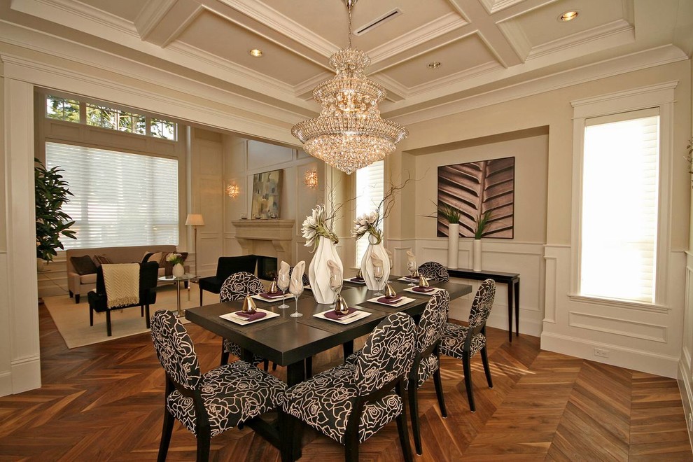 Traditional dining room in Vancouver with beige walls.