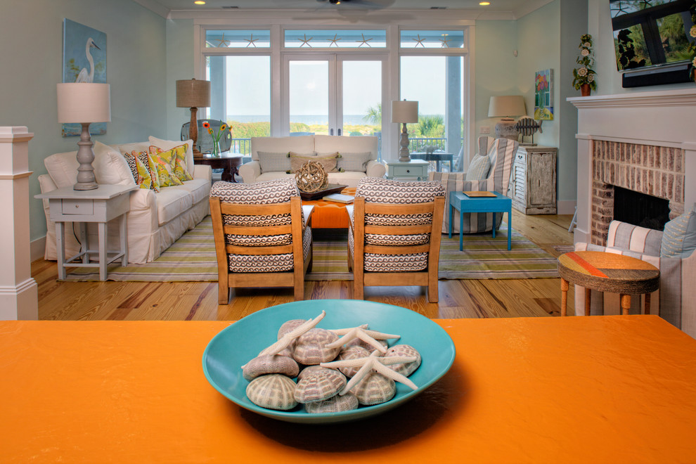 Home design - transitional home design idea in Atlanta