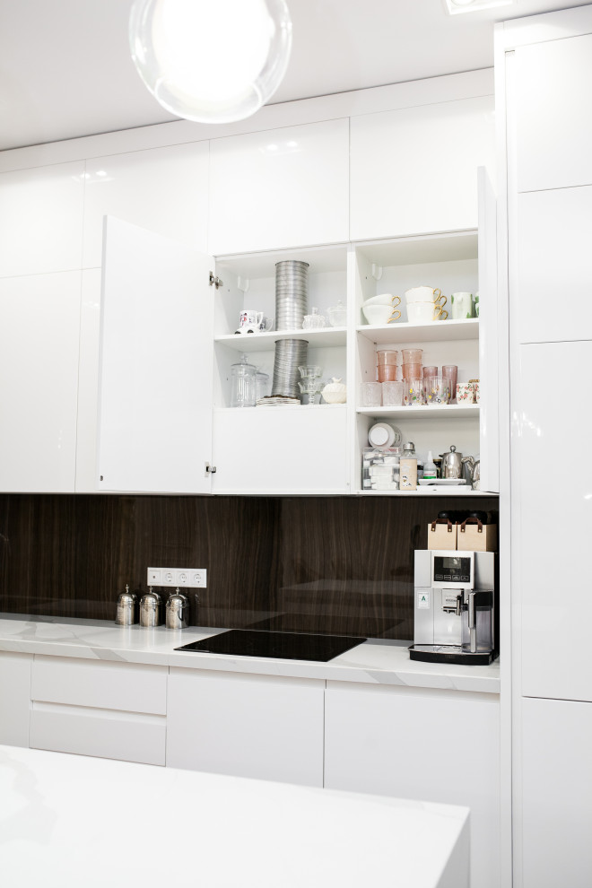 Светлая кухня в современном стиле