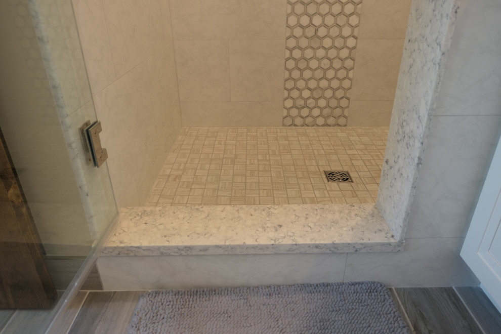 Ceramic tile and beige floor open shower photo in Chicago with beige walls