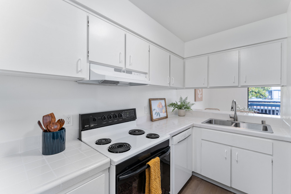 Capitola condo