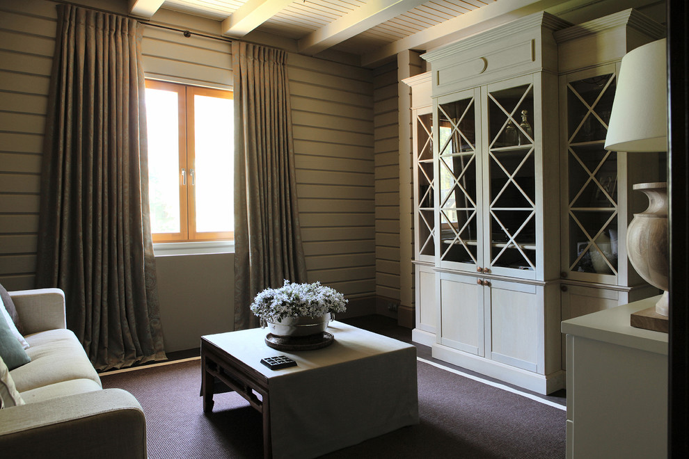 Книжный шкаф