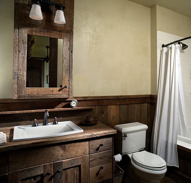 Bathroom - rustic bathroom idea