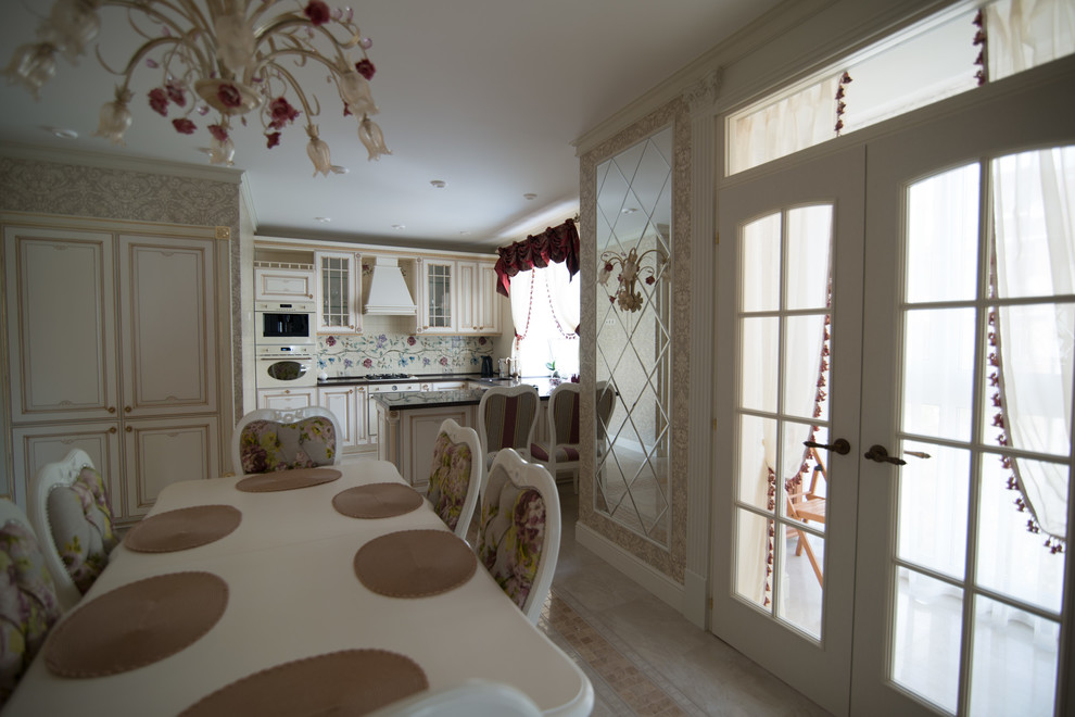 Красивый интерьер в классическом стиле