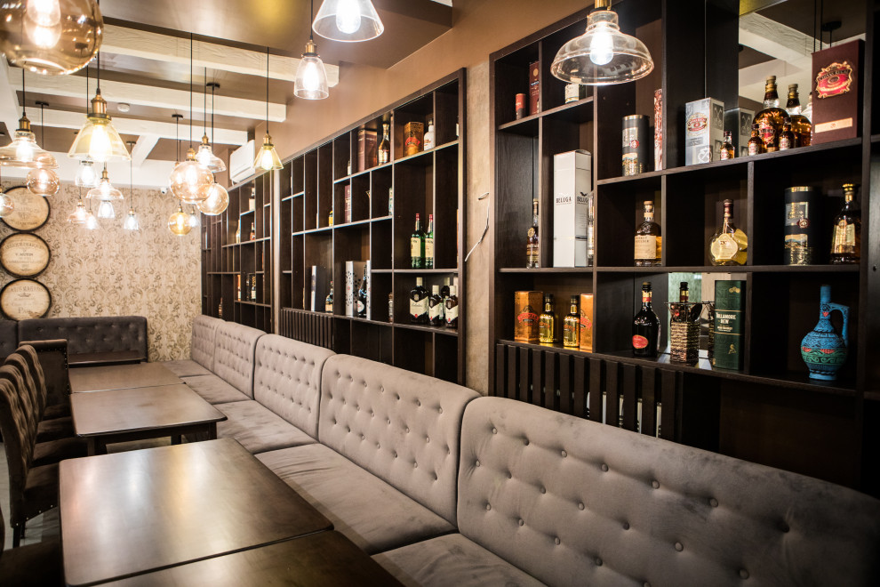 Винный бар в ресторанном комплексе Арлен