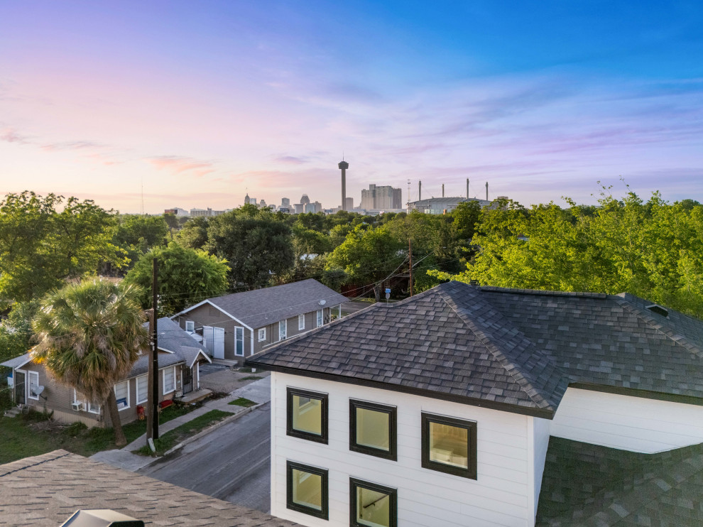 1310 S Mesquite