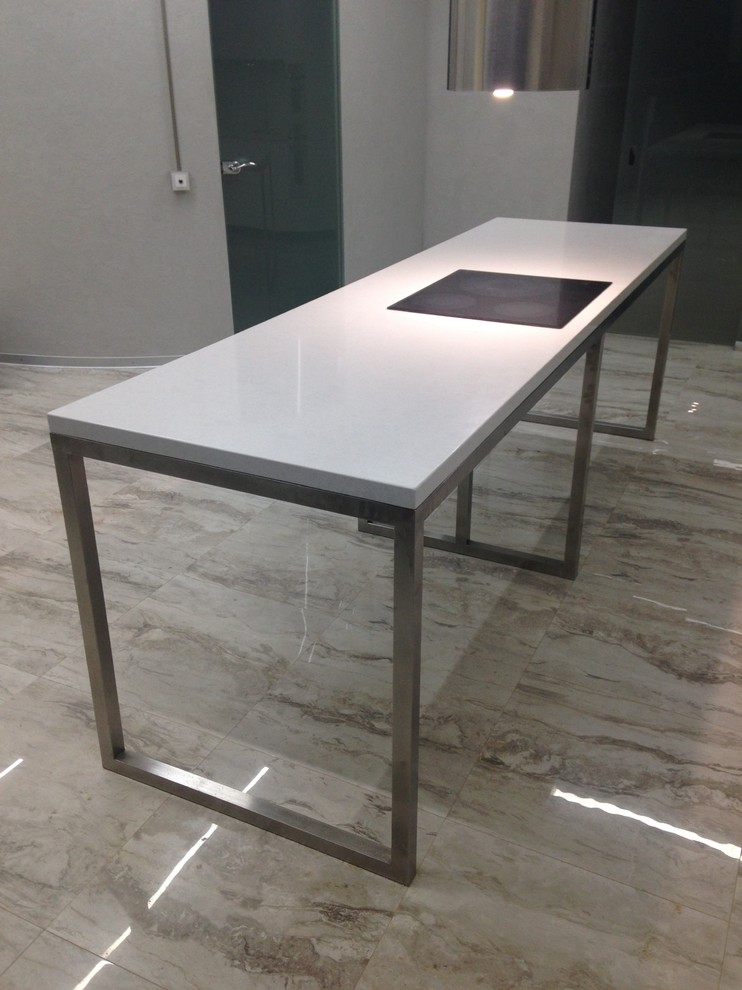 Москва. Ленинский пр-т  д.111. Квартира - студия.