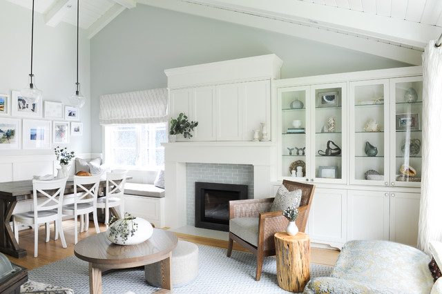 Subtle Beachy-Rustic Style for a Vancouver Cottage