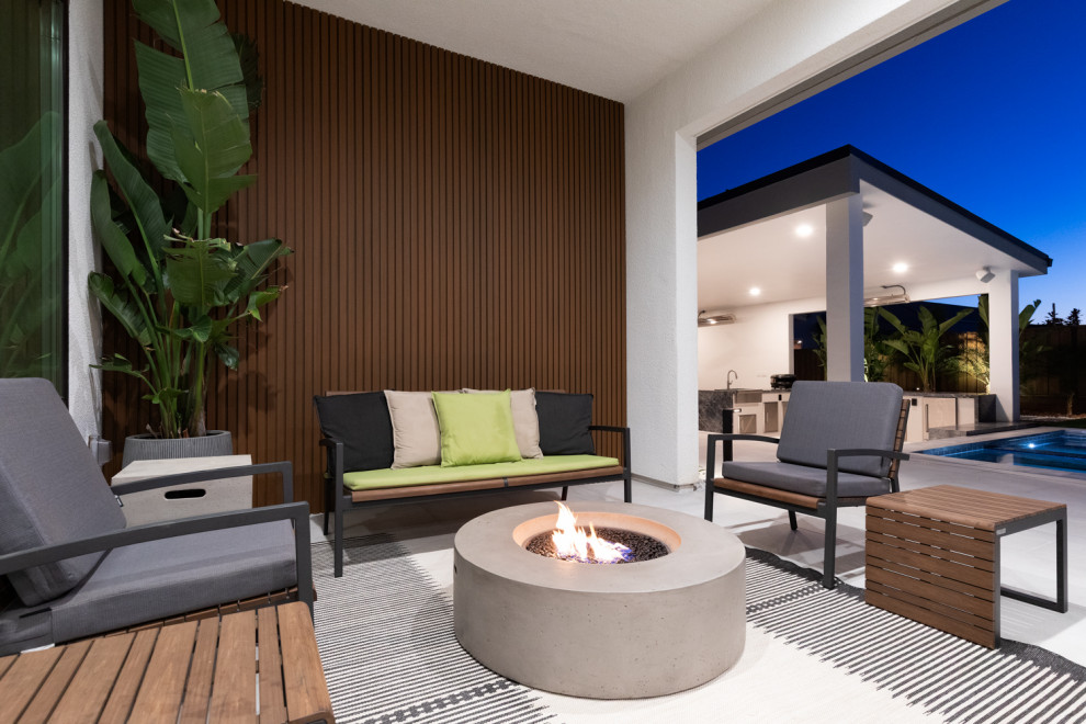 Borello Estates - Pool Party Place