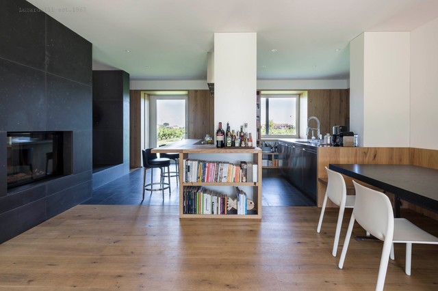 FACCIAMO UN GIRO PER LA CASA contemporain-salon