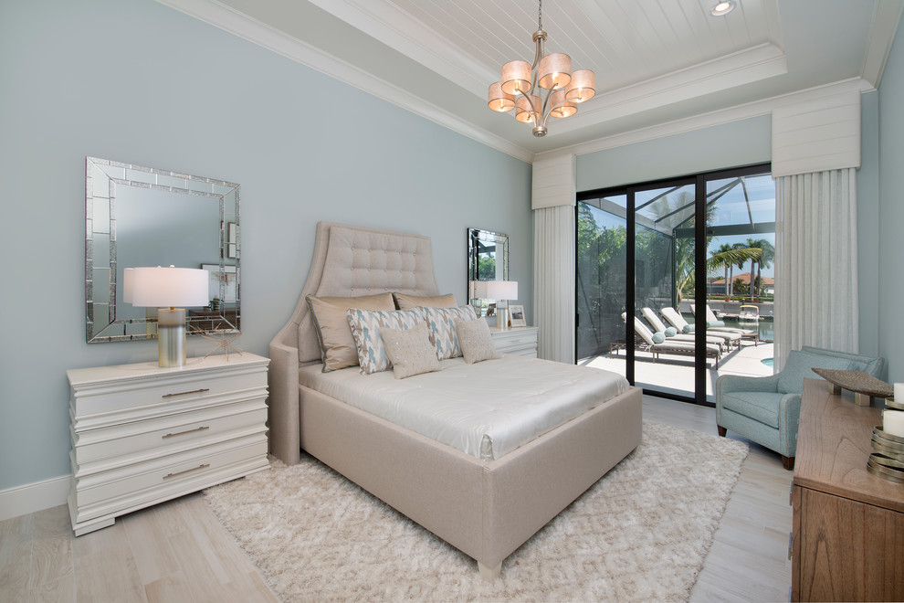 This is an example of a bedroom in Miami.