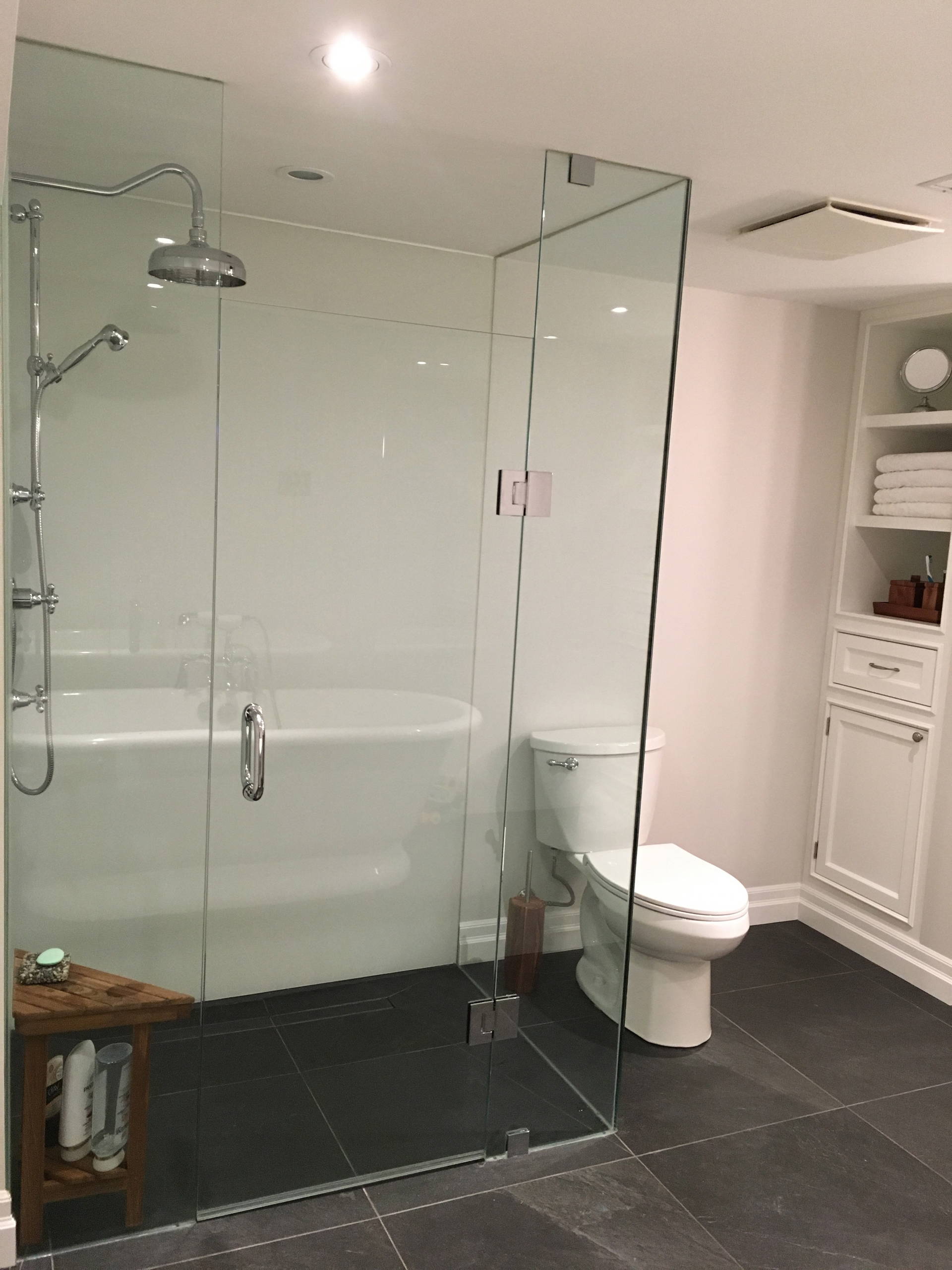 South West Oakville - Bathroom