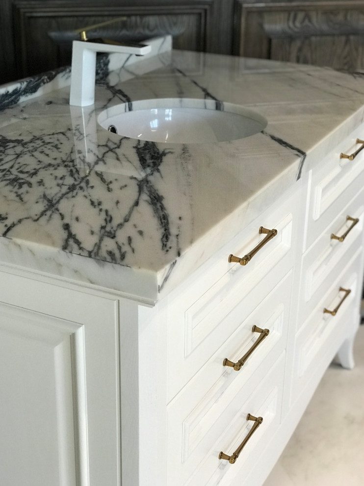 Тумба в ванную со столешницей из мрамора