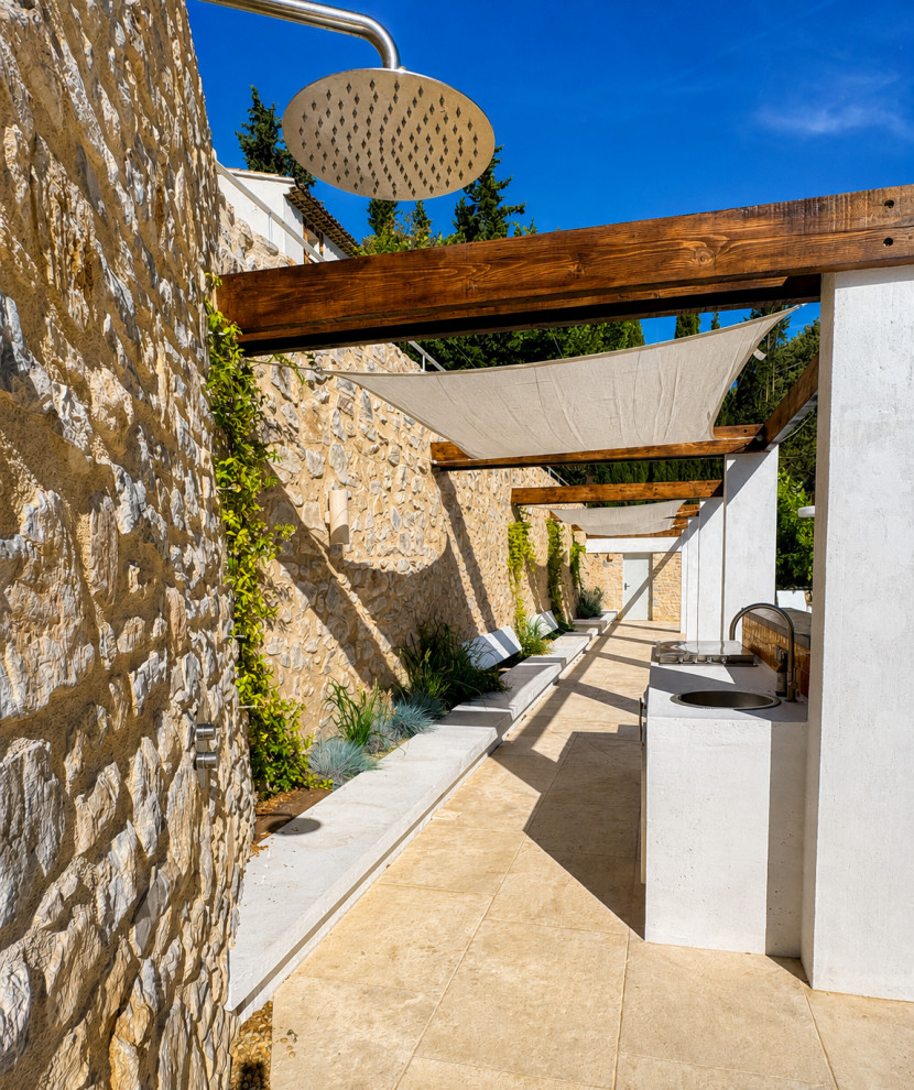 Tourtour - un  jardin dans le ciel