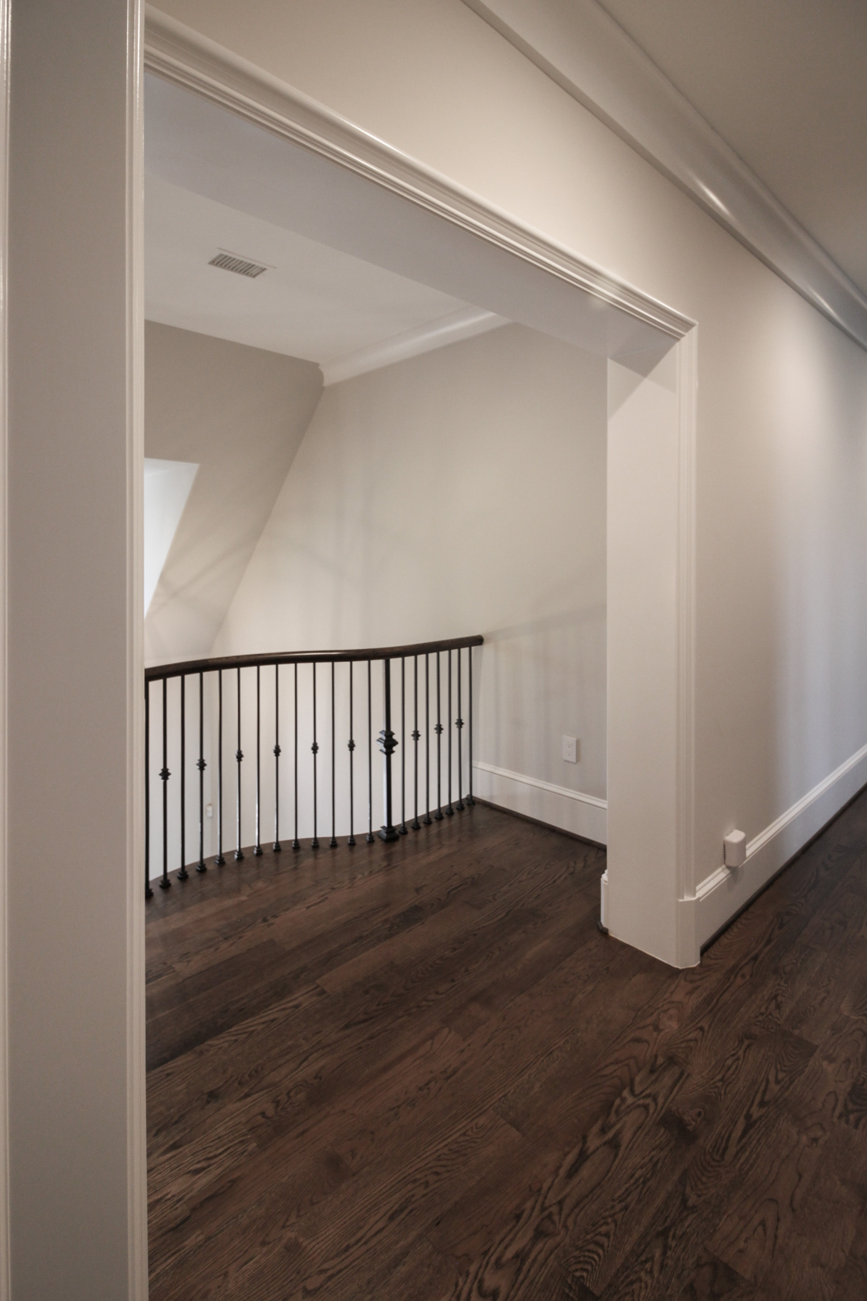 86_ Gorgeous Floating Curved Staircase, McLean VA 22066