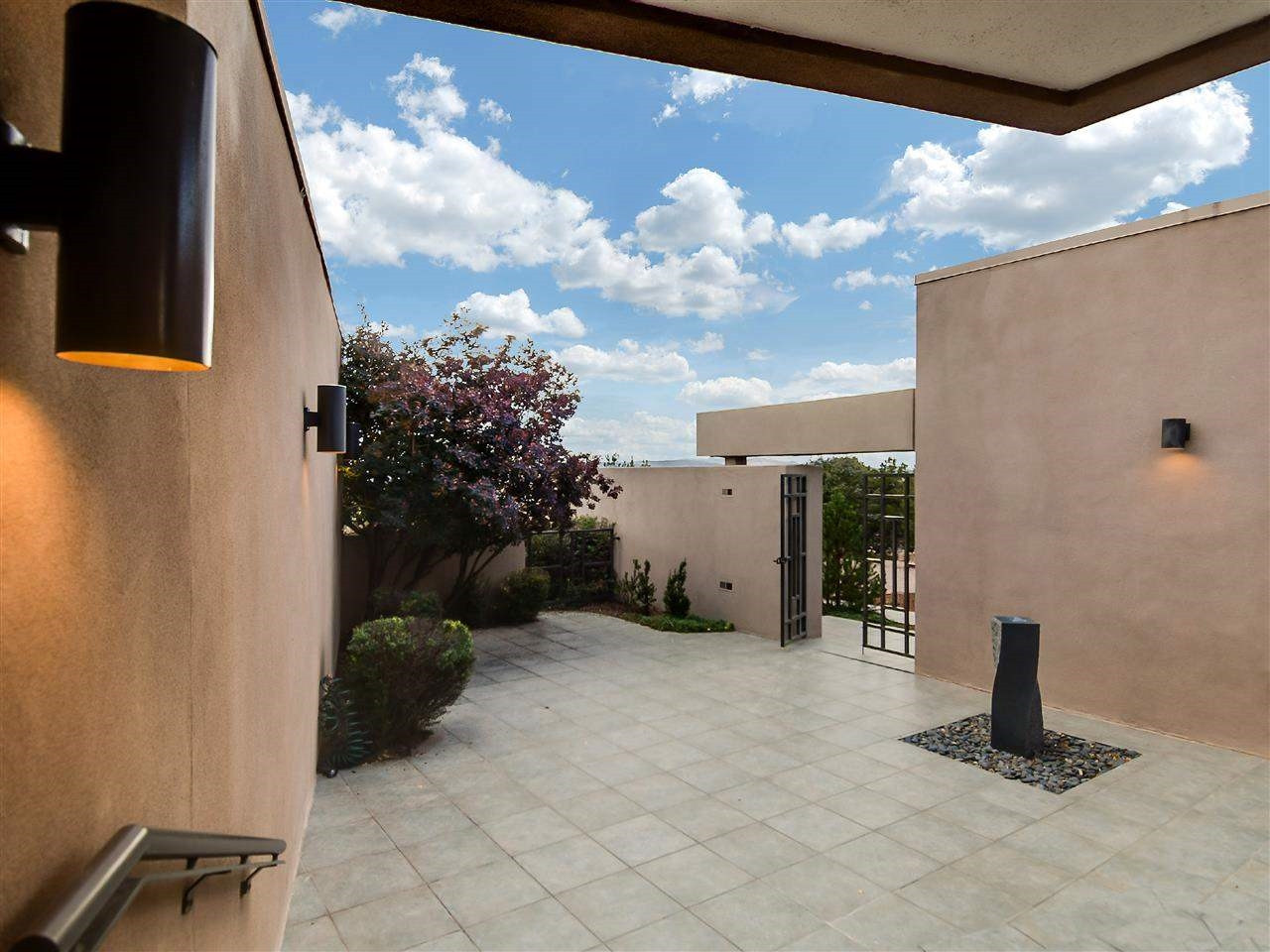 SANTA FE RESIDENCE