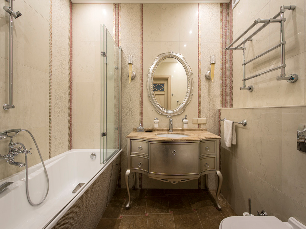 This is an example of a traditional bathroom in Moscow.