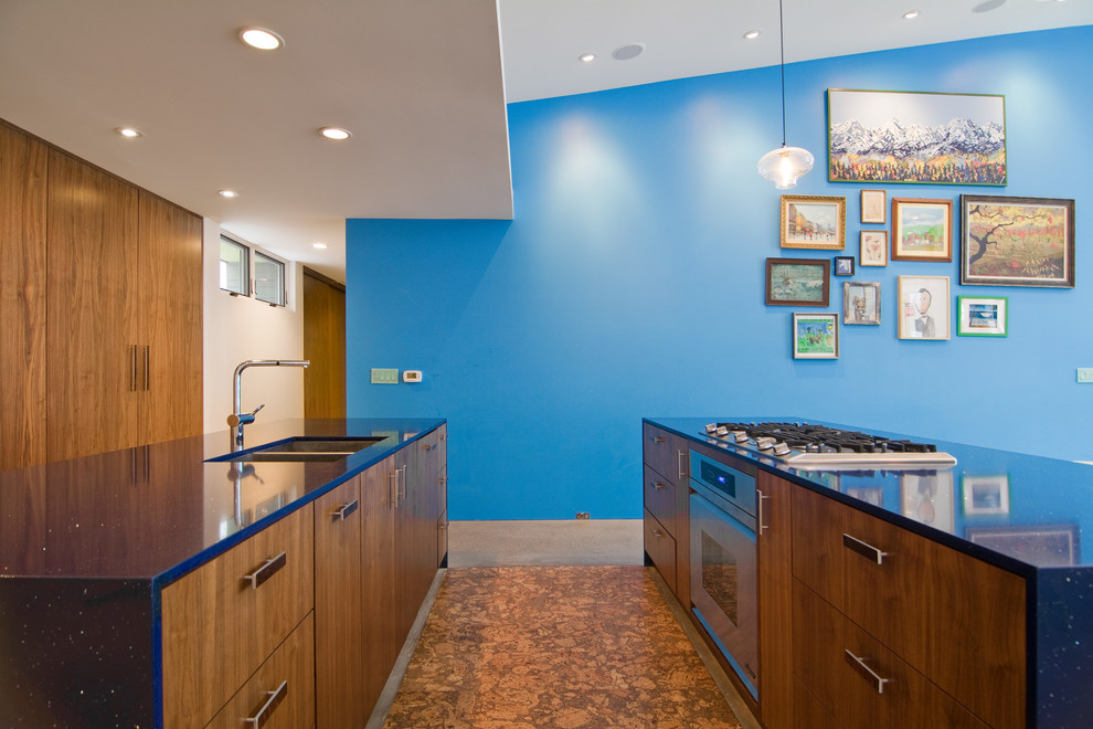 Photo of a contemporary kitchen in Salt Lake City.