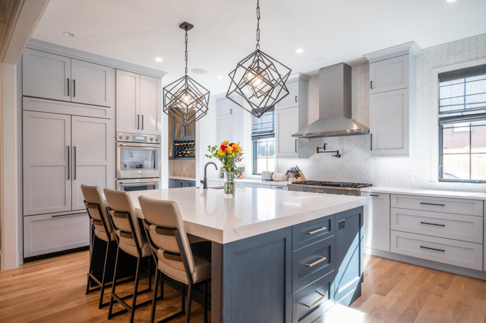 Transitional kitchen photo in DC Metro