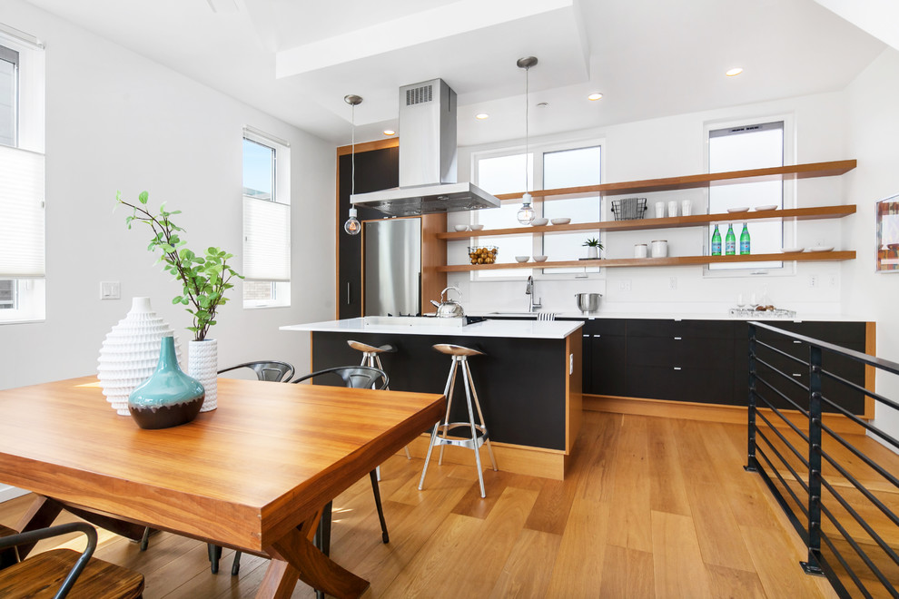Inspiration for a contemporary kitchen remodel in Seattle