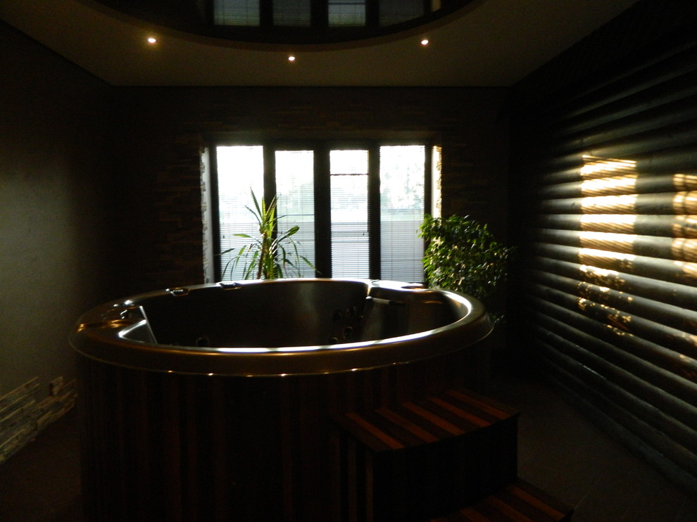 Комната отдыха с Сауной и Джакузи