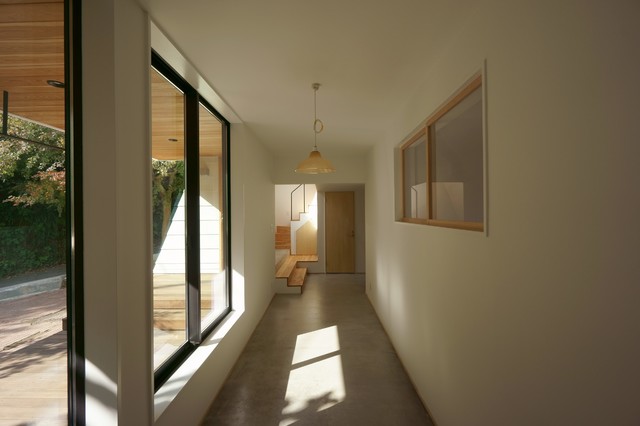 LL house moderno-porche