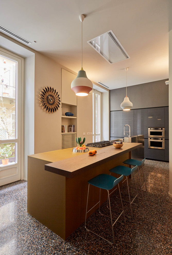 Inspiration for an eclectic kitchen in Turin.