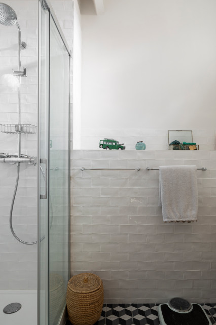 Loft Guillemin contemporary-bathroom