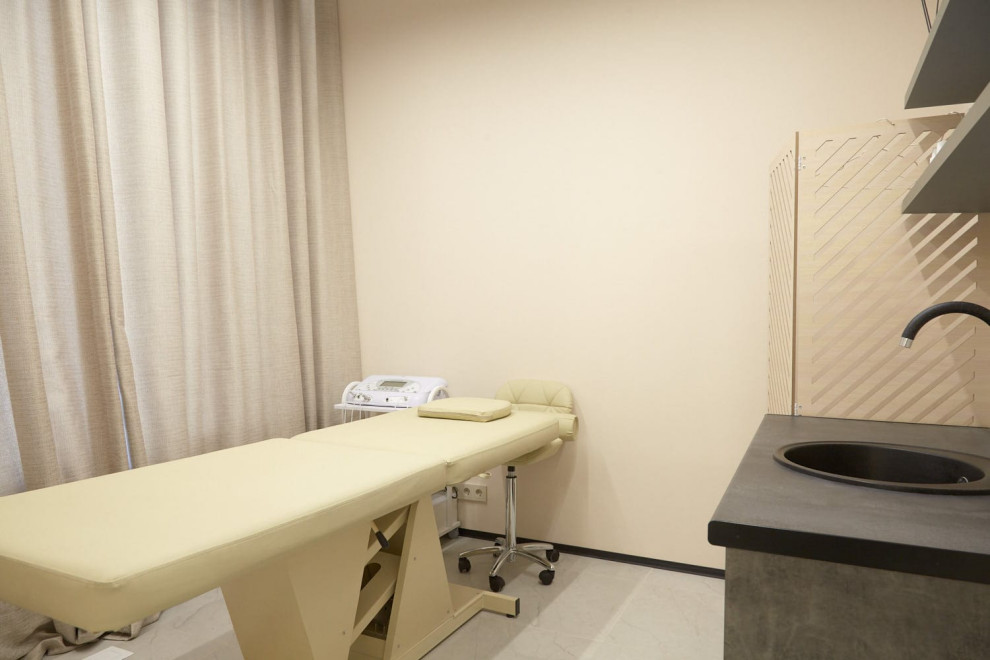 Реализация  студии аппаратной косметологии