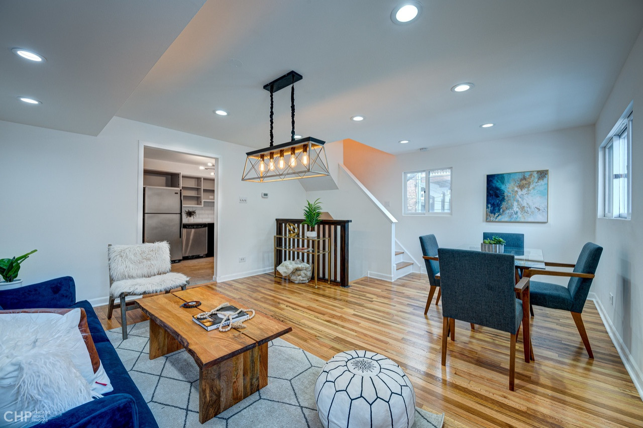 Lincoln Park 3 level - complete renovation to sell