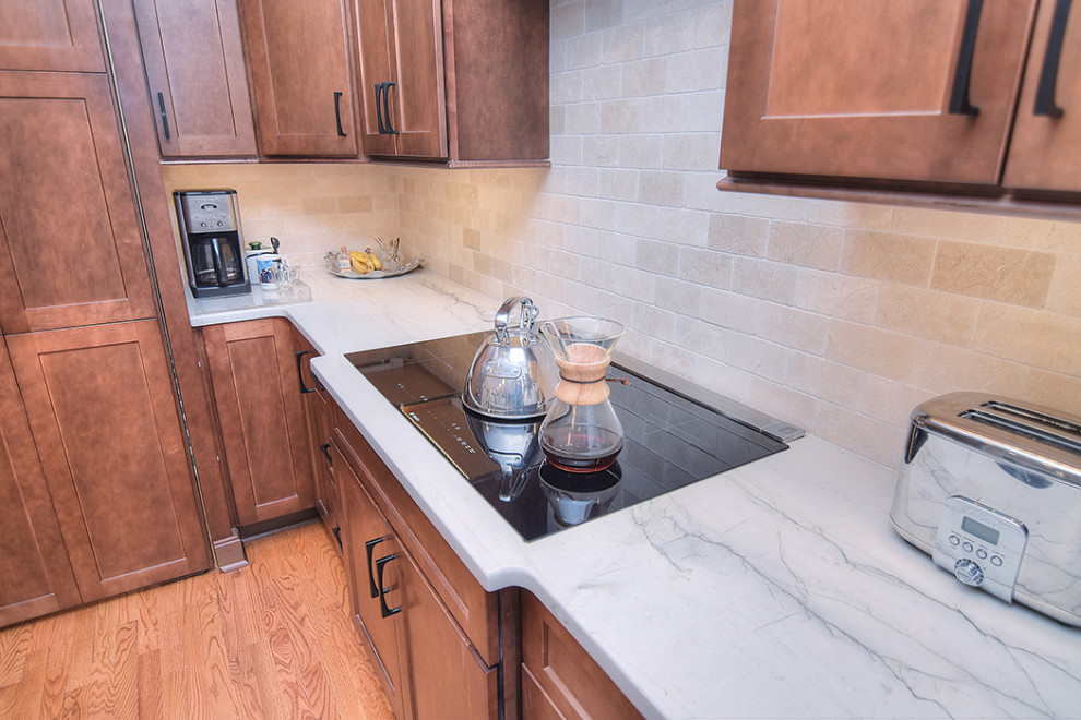Example of a transitional home design design in Charlotte