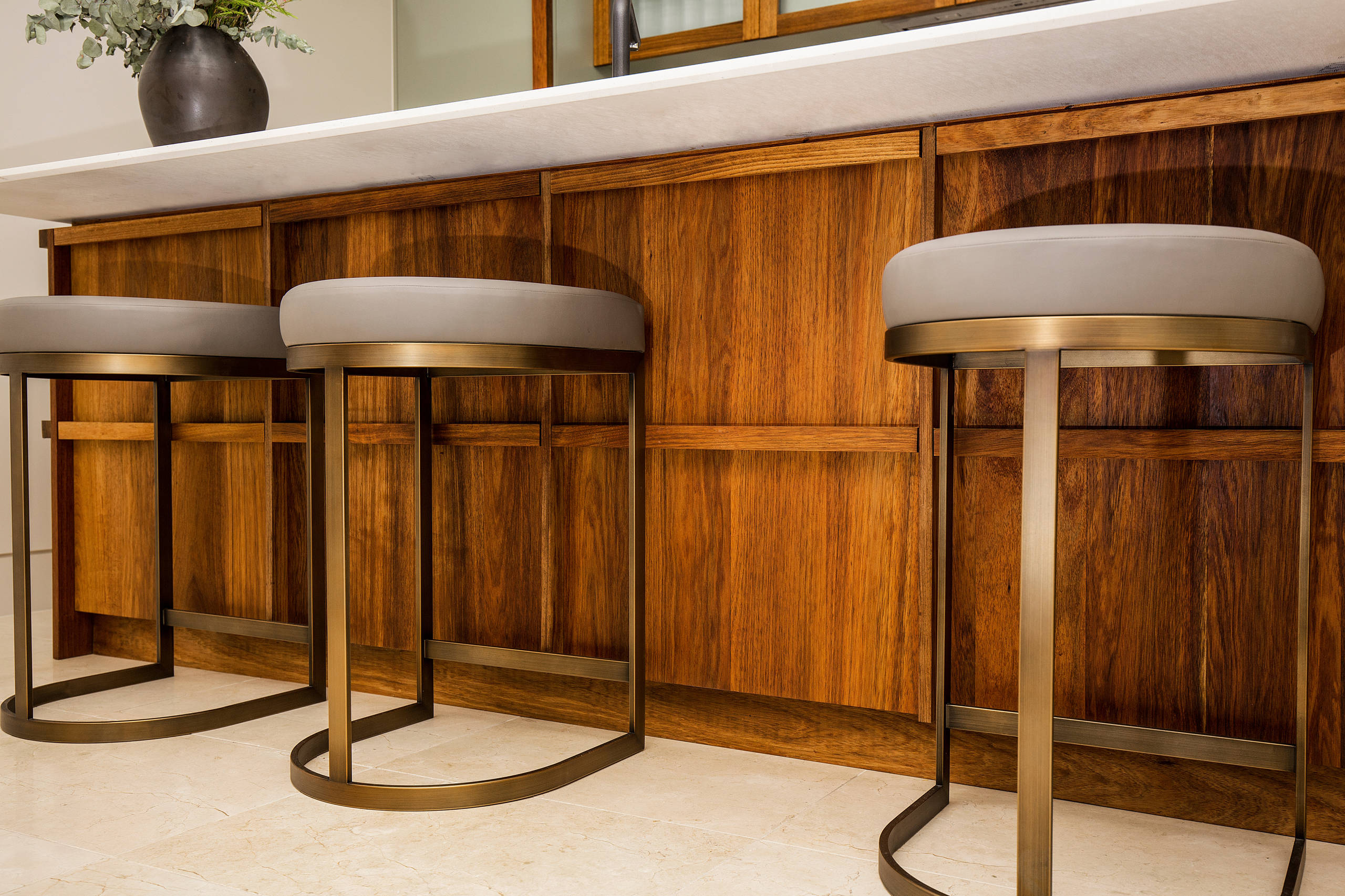 MOSMAN TIMBER KITCHEN ( TASMARIA BLACKWOOD)