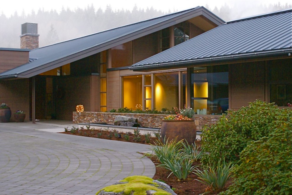 Contemporary exterior in Seattle.