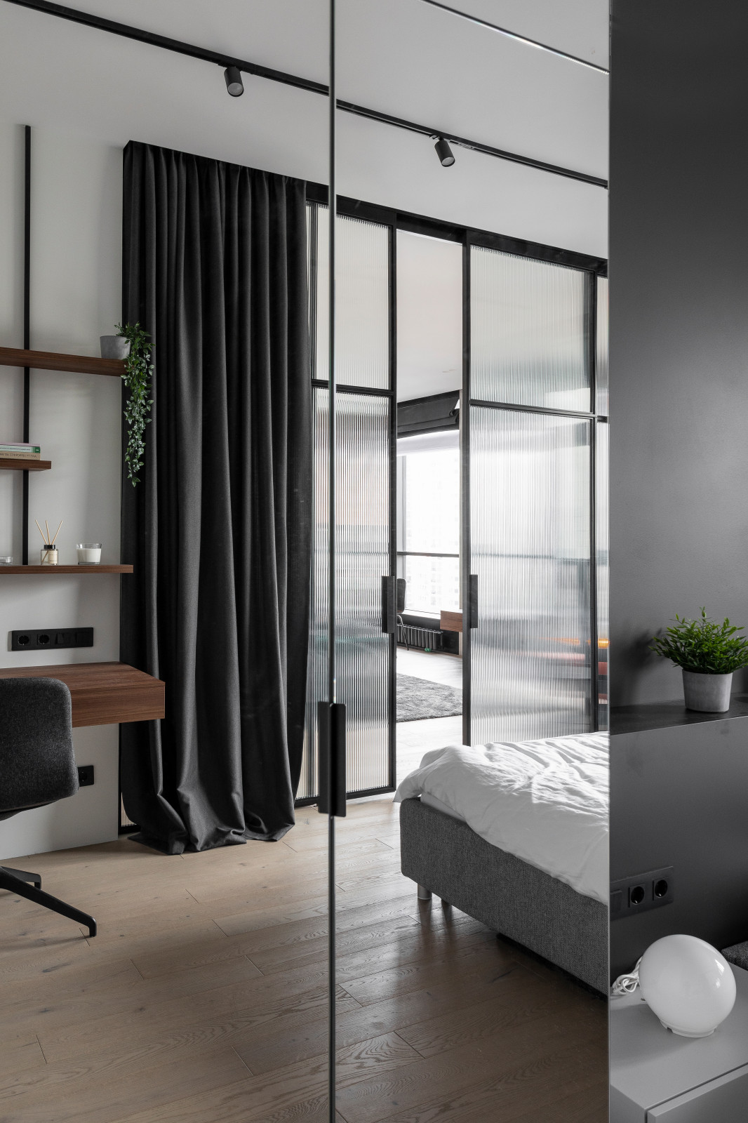 Новочерёмушкинская, 17