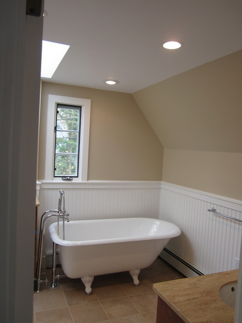 Beadboard Bath traditional-bathroom