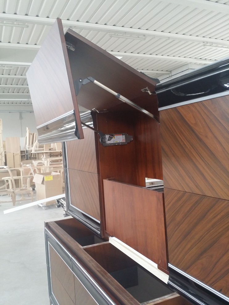 Квартира в темных тонах