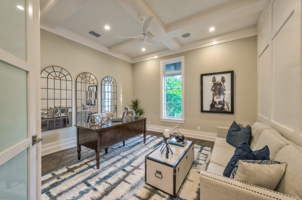 Example of a transitional home design design in Miami