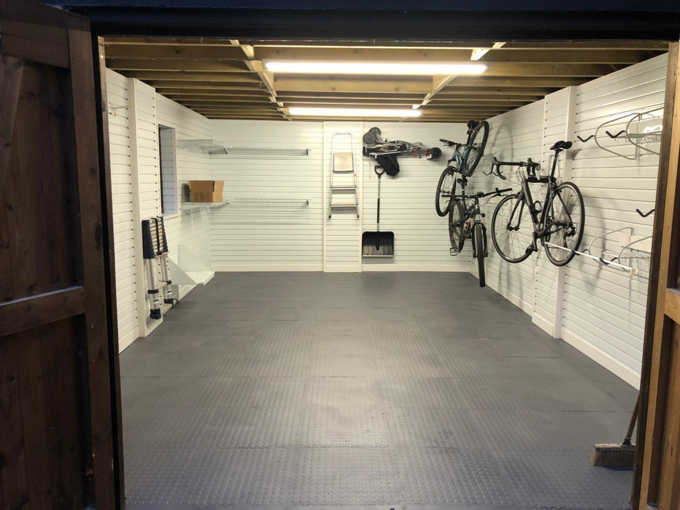 This is an example of a modern garage in Buckinghamshire.