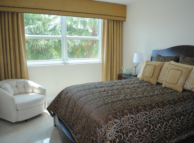 Window Treatments contemporaneo-camera-da-letto